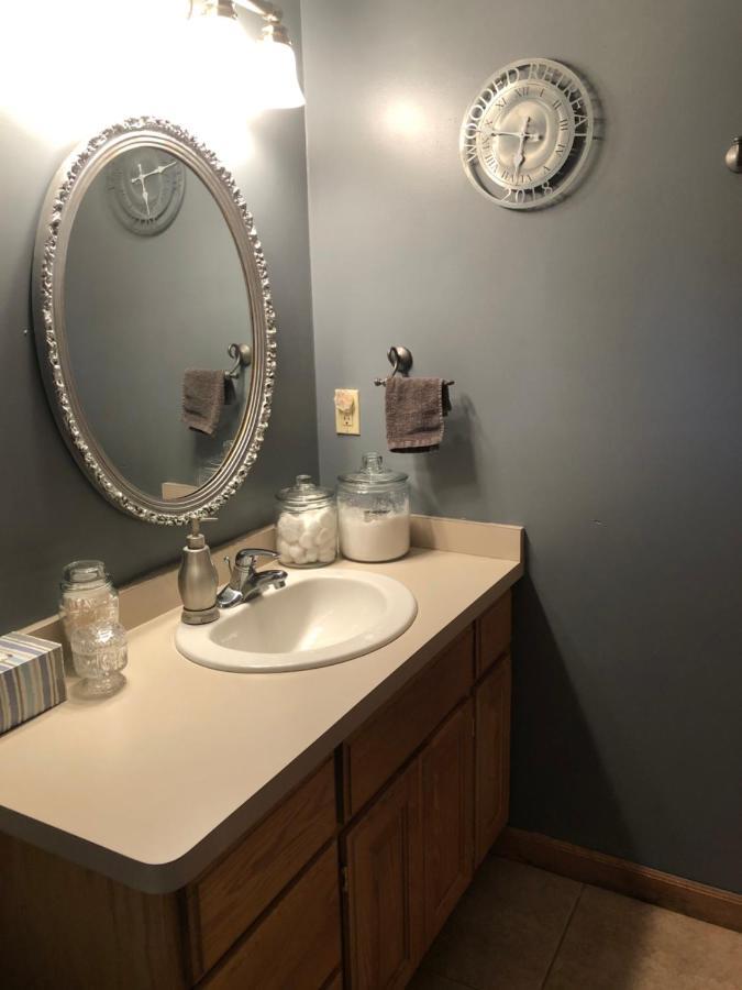 Bed And Breakfast Suite At The Wooded Retreat Pine City エクステリア 写真