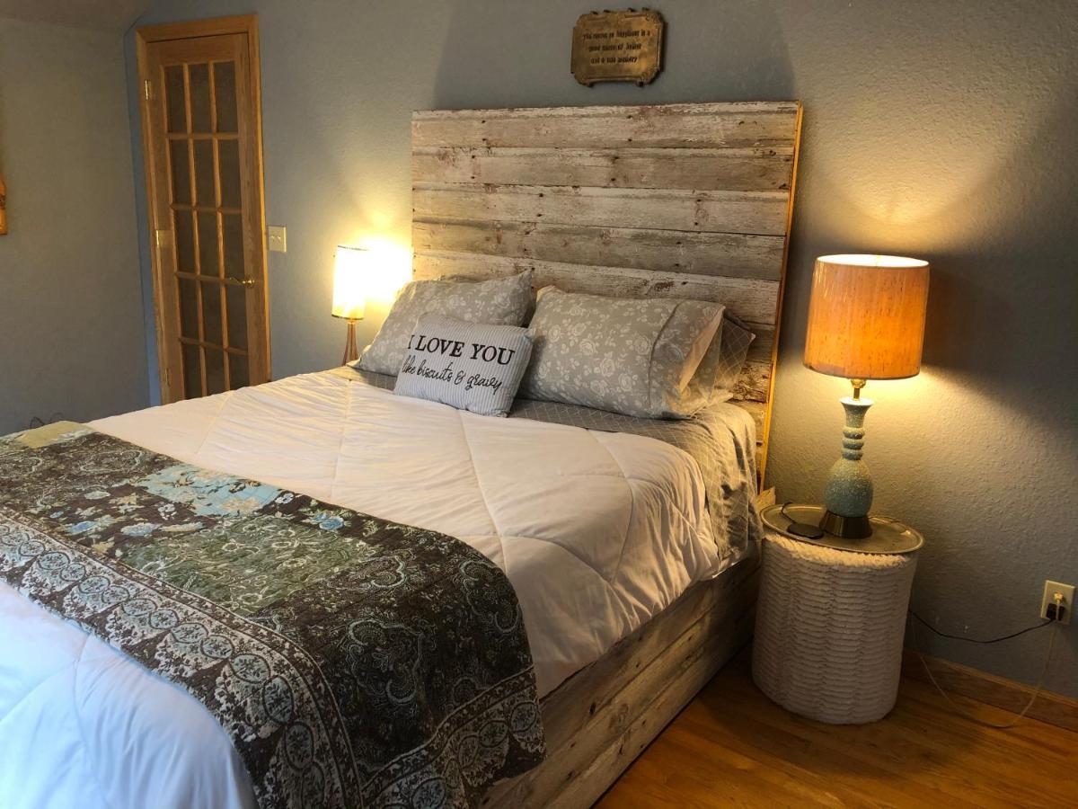Bed And Breakfast Suite At The Wooded Retreat Pine City エクステリア 写真