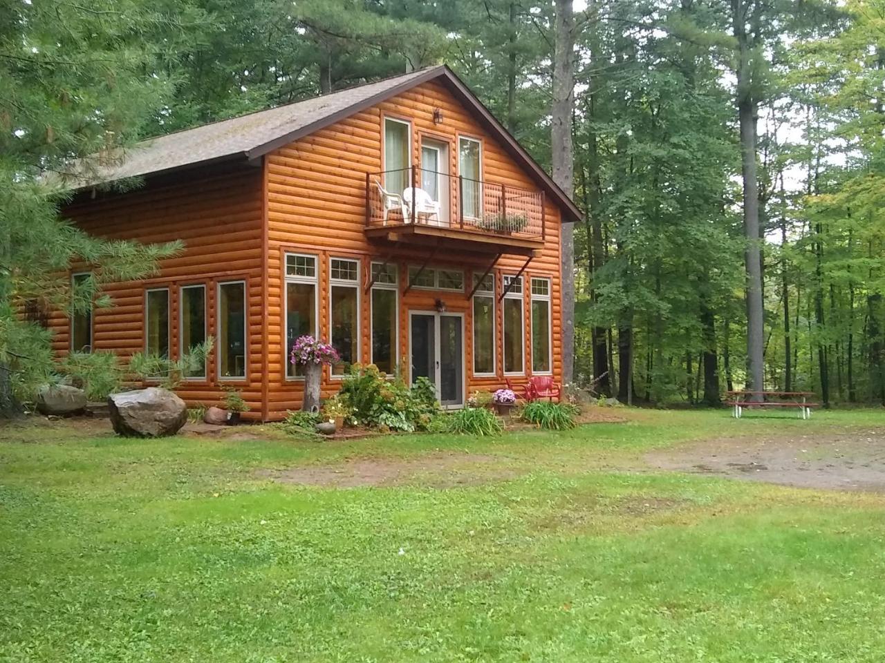 Bed And Breakfast Suite At The Wooded Retreat Pine City エクステリア 写真