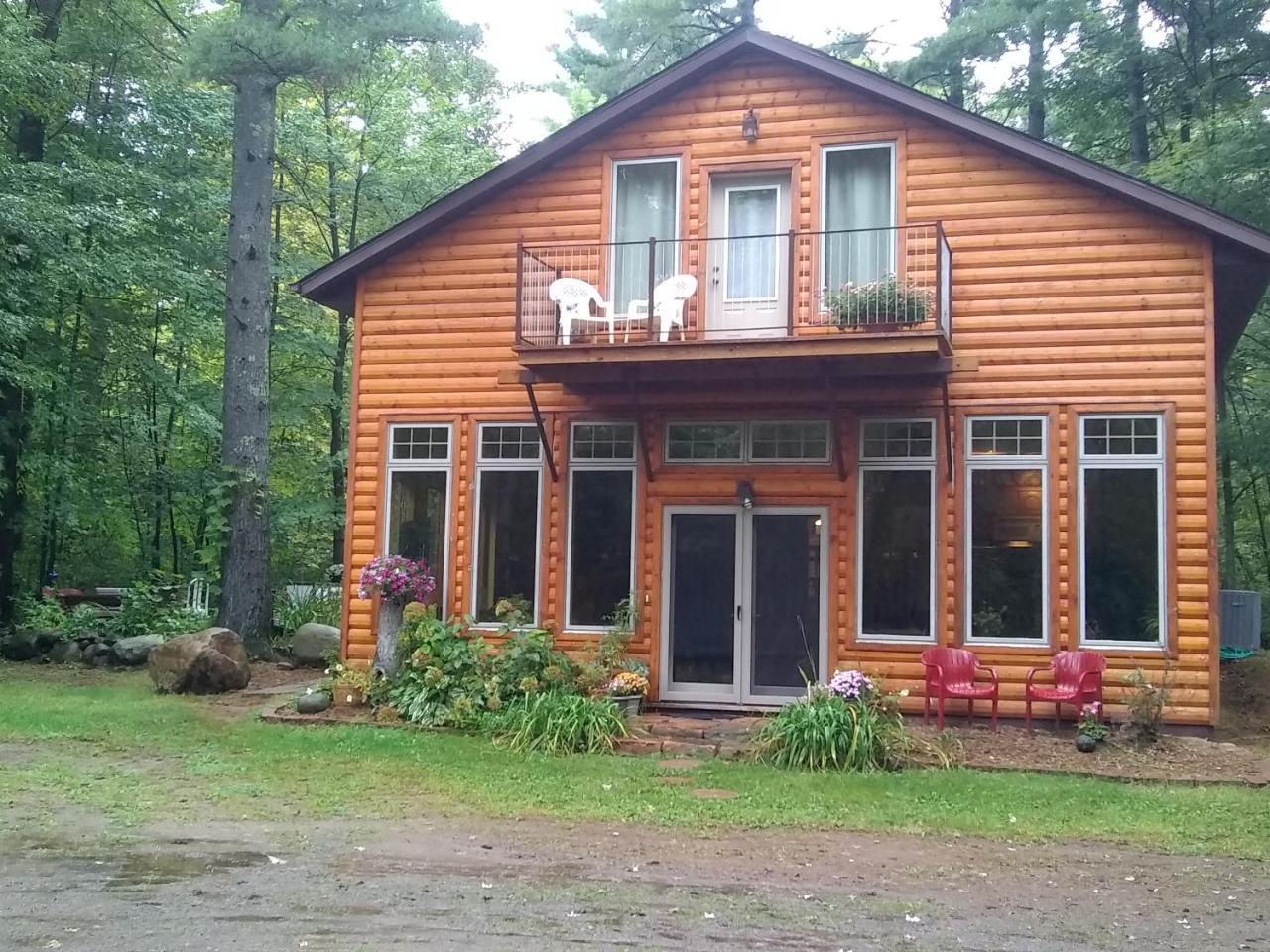 Bed And Breakfast Suite At The Wooded Retreat Pine City エクステリア 写真